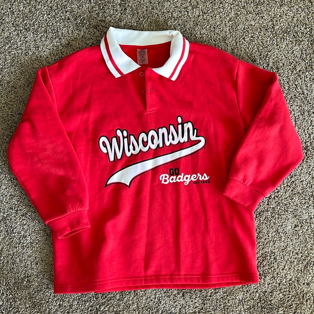 Women’s UW Quarter Button